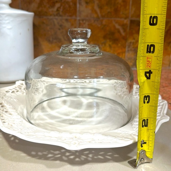 Vintage Royal Creamware Pierced Plate Base with Glass Cloche. - Picture 8 of 8